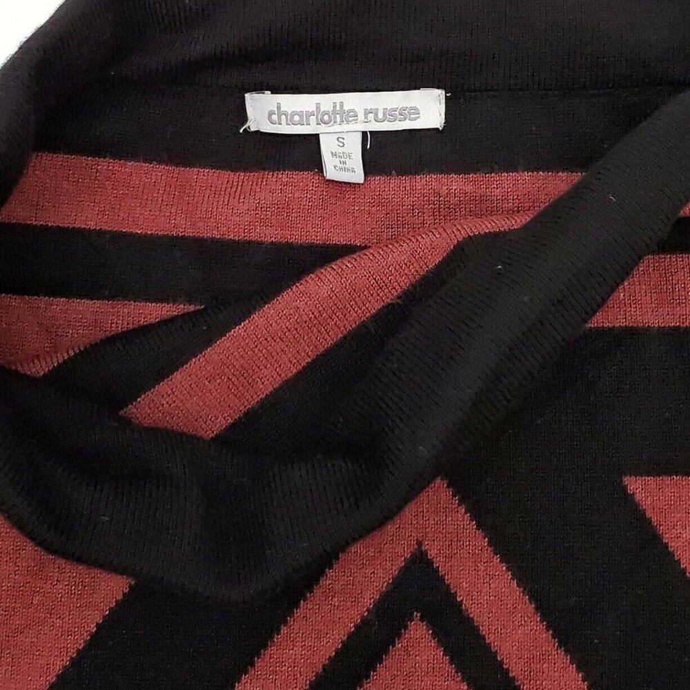 Charlotte Russe Geometrical Bodycon Skirt in Burgundy and Black - Picture 2 of 2